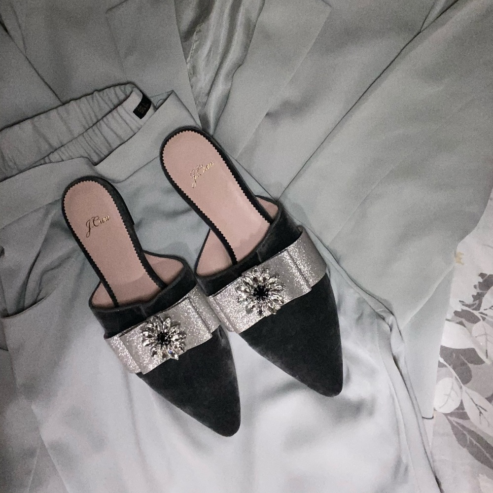 ZARA grey suit 👩🏻‍🦳